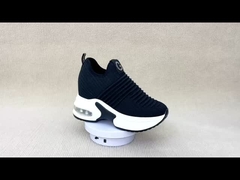 Sepatu lari top tinggi wanita untuk penggunaan olahraga kasual di musim panas